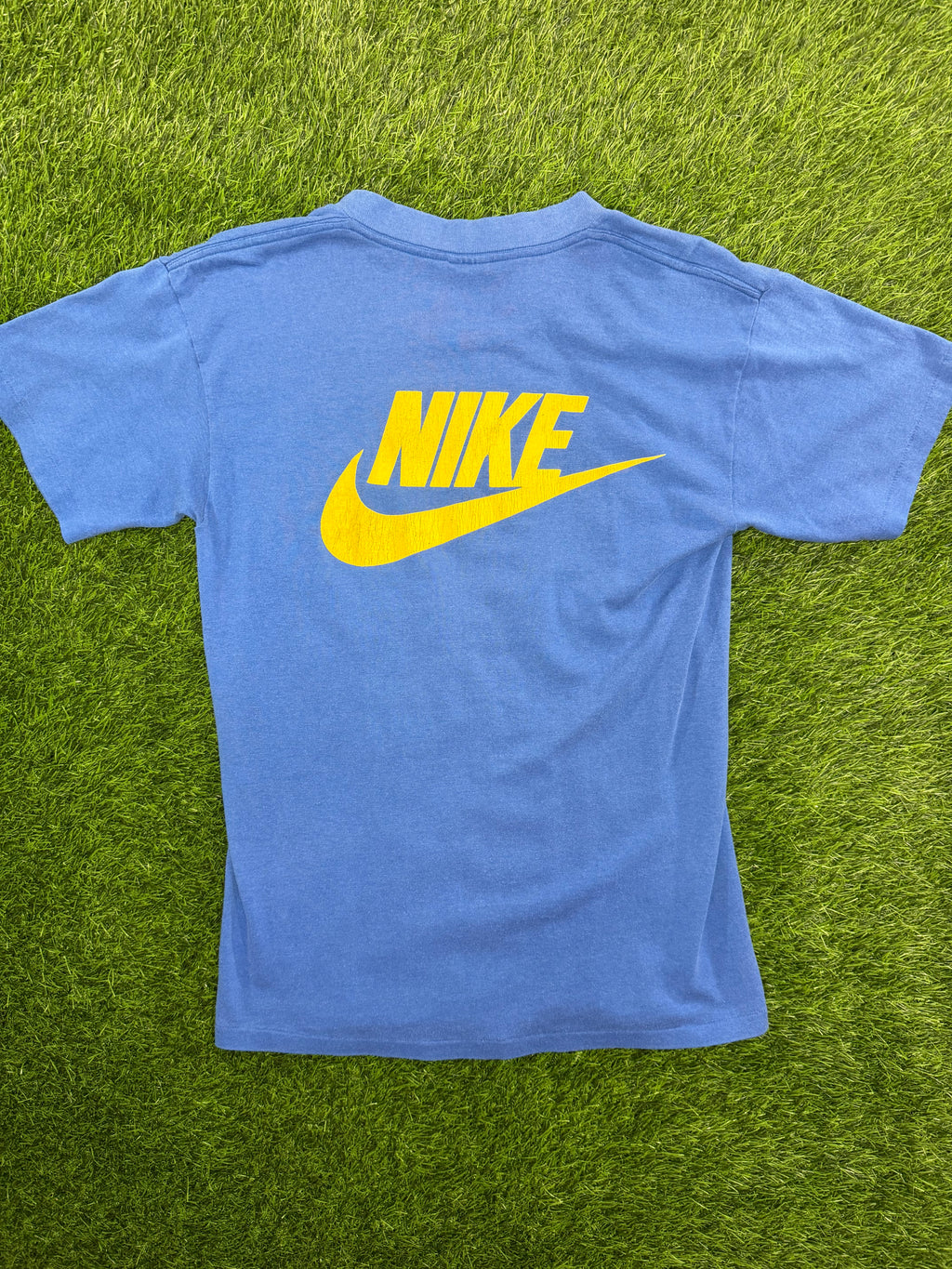 Vintage Nike Lipscomb Bisons Basketball Tshirt