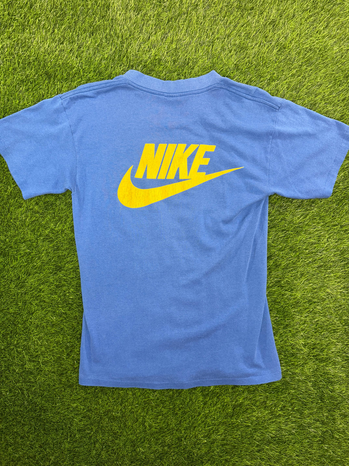 Vintage Nike Lipscomb Bisons Basketball Tshirt