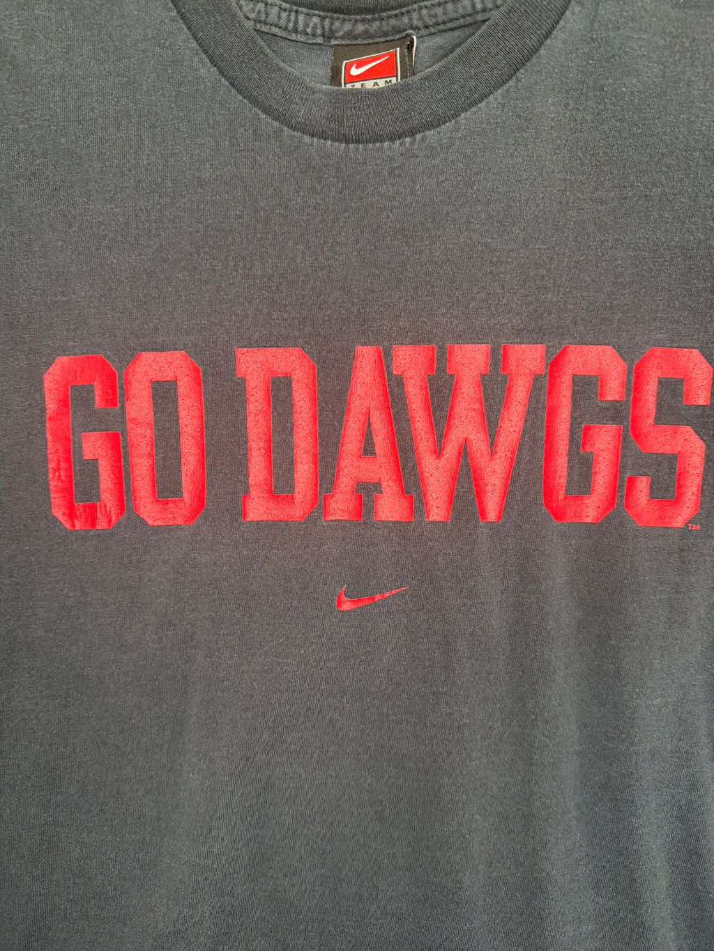 Vintage Nike Georgia Bulldogs "Go Dawgs" Tshirt