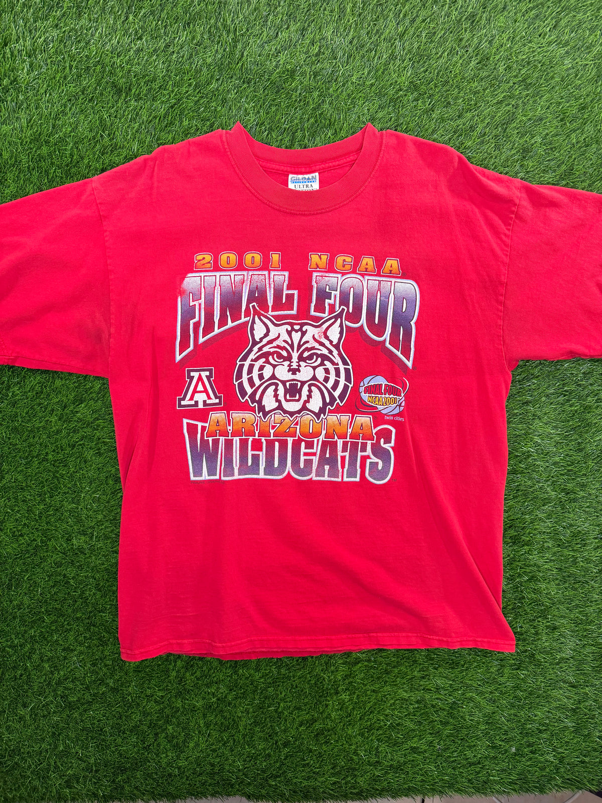 Vintage Arizona Wilcats 2001 Final 4 Tshirt