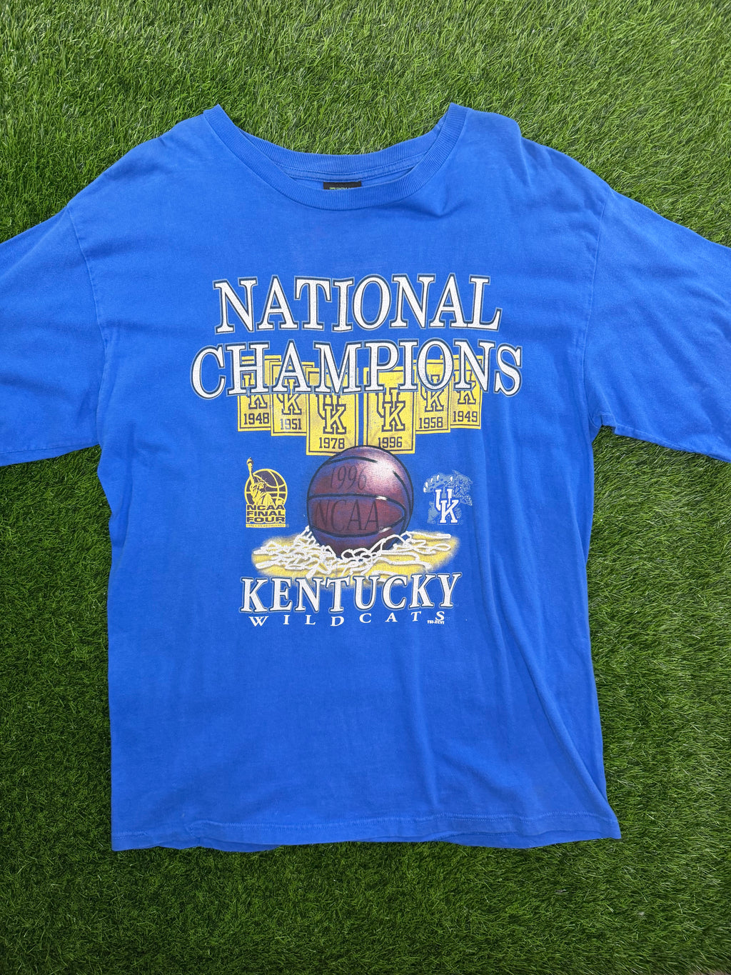 Vintage Kentucky Wildcats 1996 National Champs Tshirt