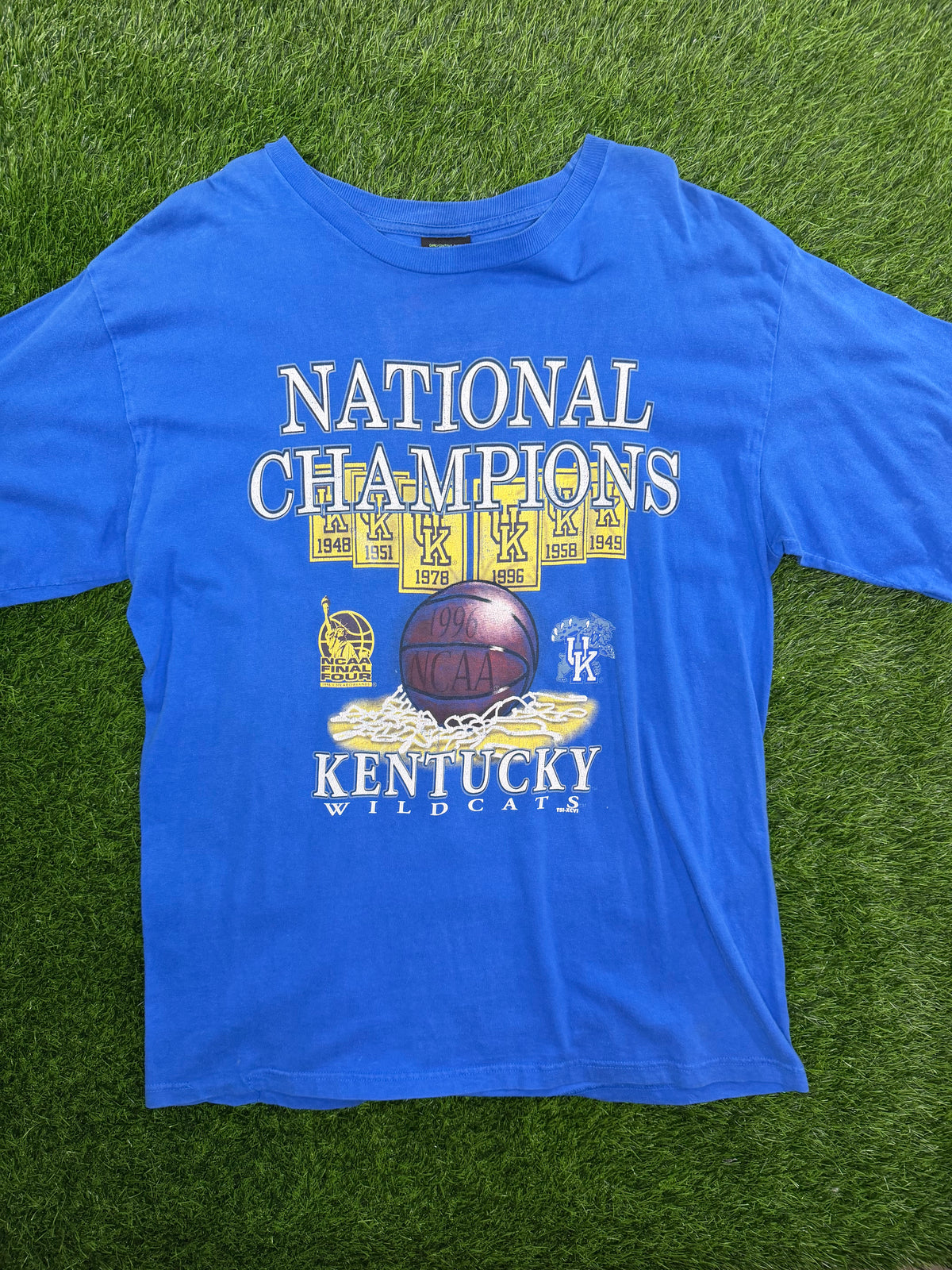 Vintage Kentucky Wildcats 1996 National Champs Tshirt