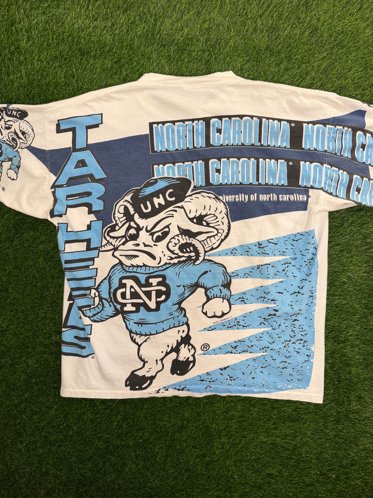 Vintage Magic Johnson Ts North Carolina Tarhells AOP Tshirt