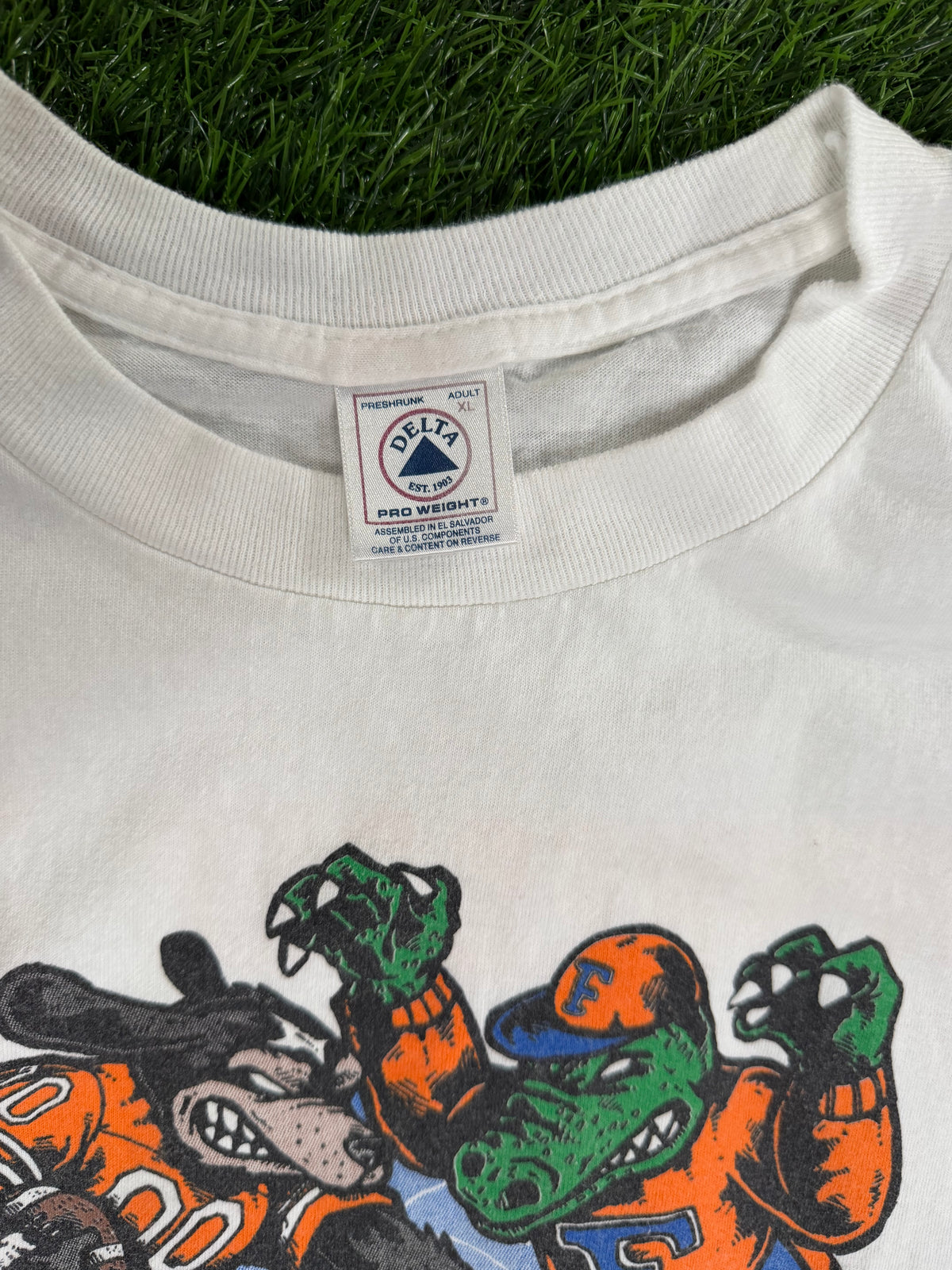 Vintage Tennessee vs Florida 2001 Football Tshirt